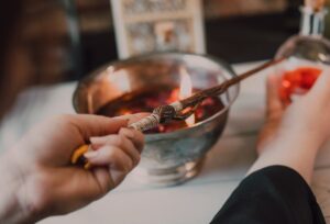 Formule magique simple à prononcer : découvrez ce que les mots peuvent vraiment changer dans votre vie